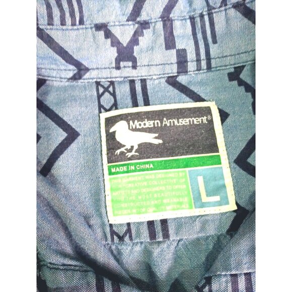 Modern Amusement Mens Long Sleeve Button-Up Shirt Blue Geometric Pattern Size L - Picture 3 of 6